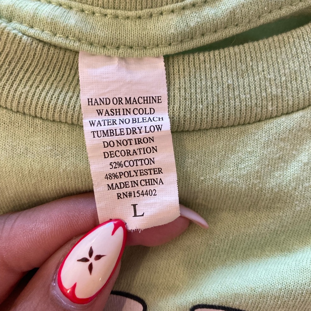 Live Wild Graphic Tee - Picture 4 of 4